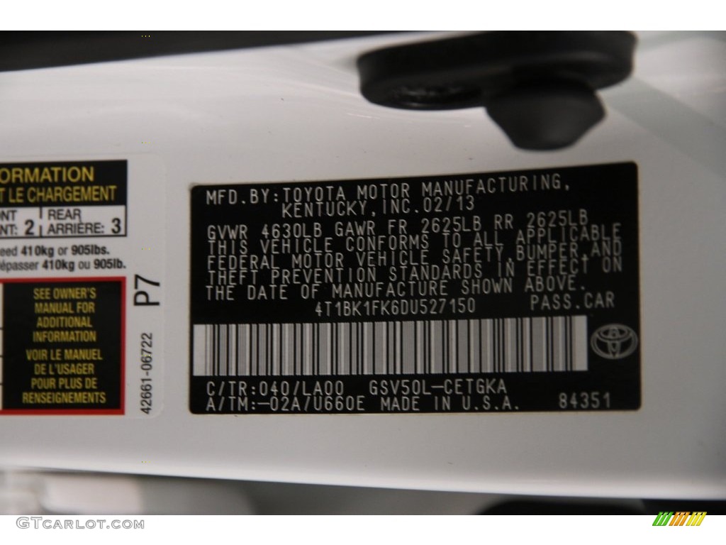 2013 Camry XLE V6 - Super White / Ivory photo #18