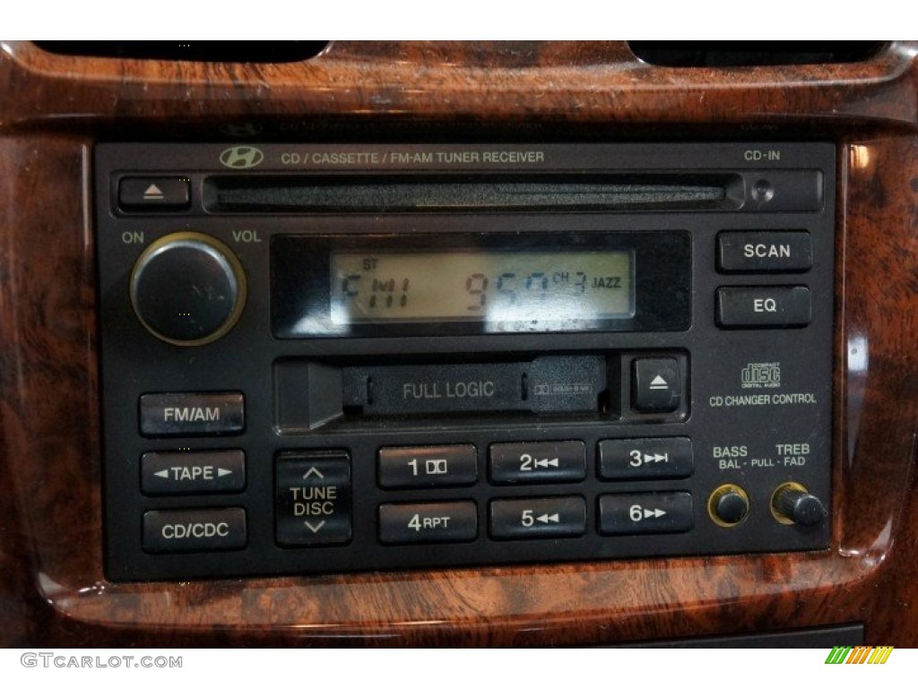 2003 Sonata GLS V6 - Brilliant Silver Metallic / Beige photo #34