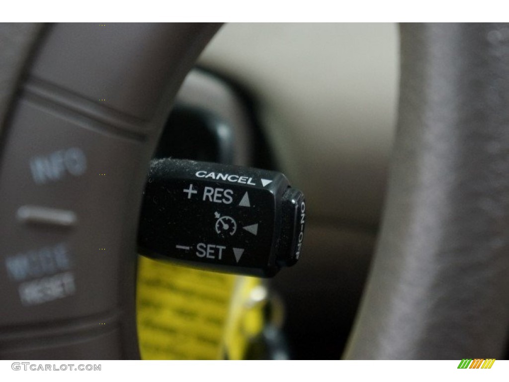 2006 Camry XLE - Desert Sand Mica / Taupe photo #29