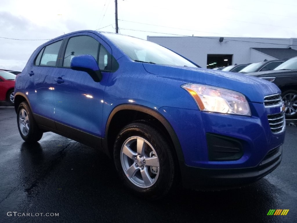 2016 Trax LS AWD - Brilliant Blue Metallic / Jet Black photo #3