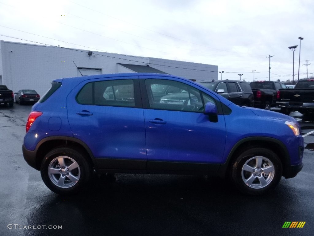 2016 Trax LS AWD - Brilliant Blue Metallic / Jet Black photo #4