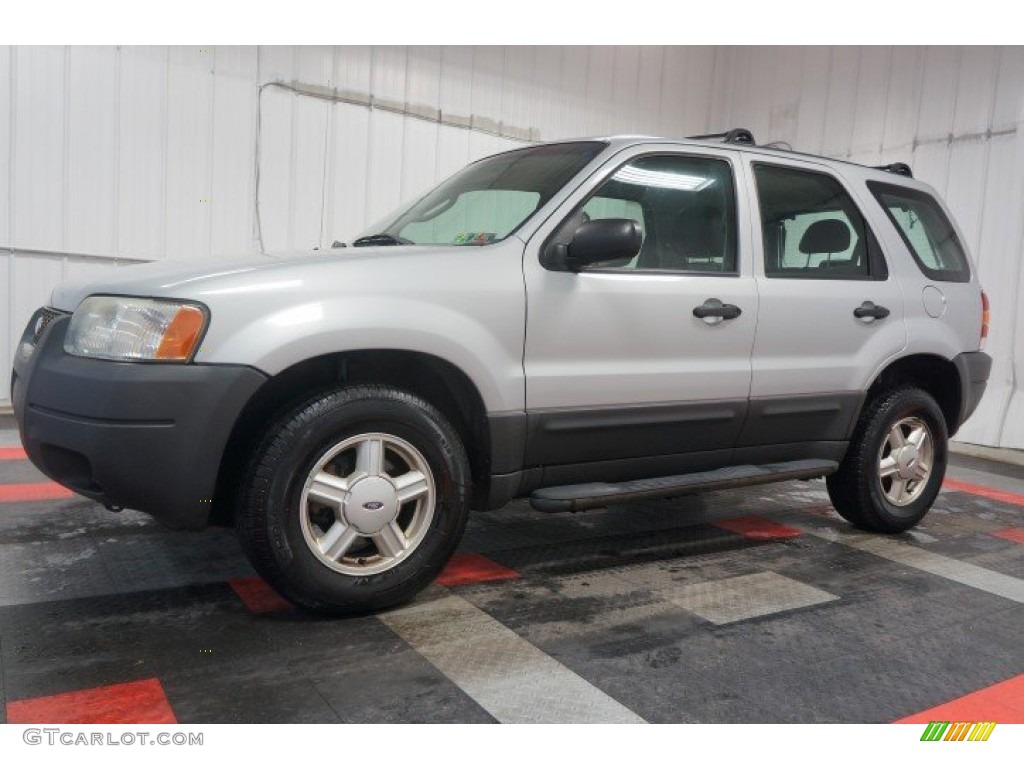 Satin Silver Metallic 2004 Ford Escape XLS V6 4WD Exterior Photo #109632917