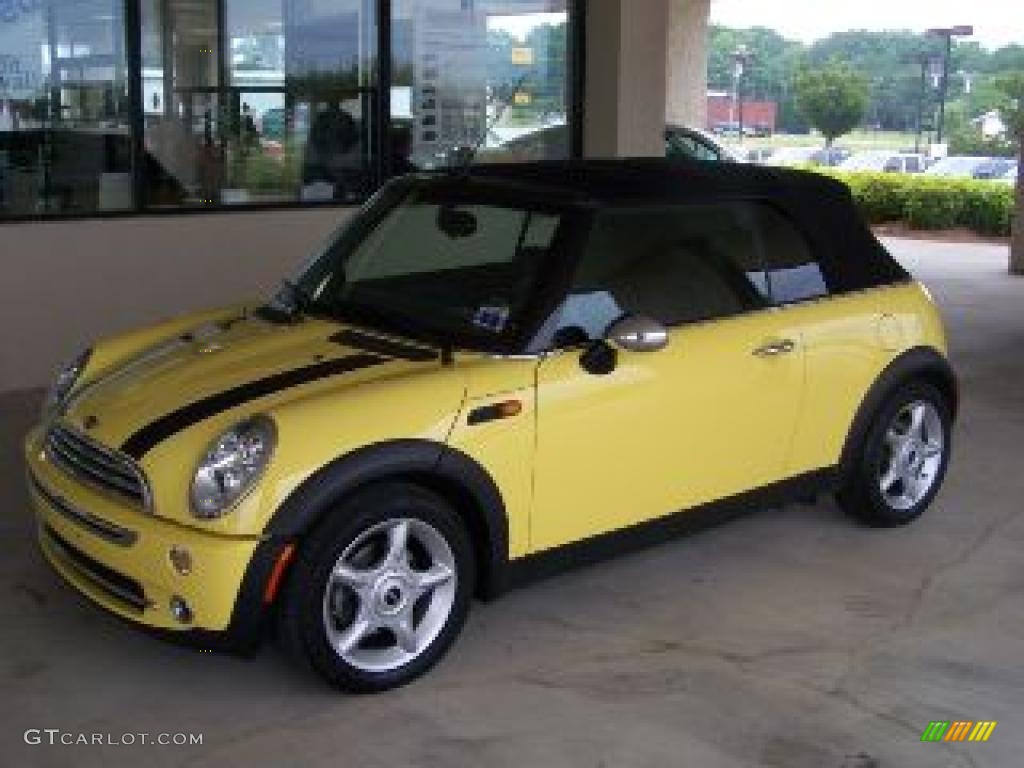 2006 Cooper Convertible - Liquid Yellow / Black/Panther Black photo #37