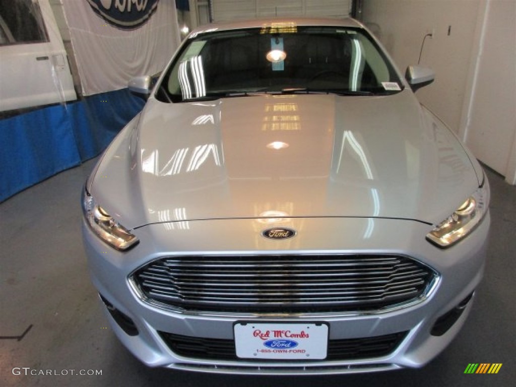 2016 Fusion S - Ingot Silver Metallic / Medium Earth Gray photo #2