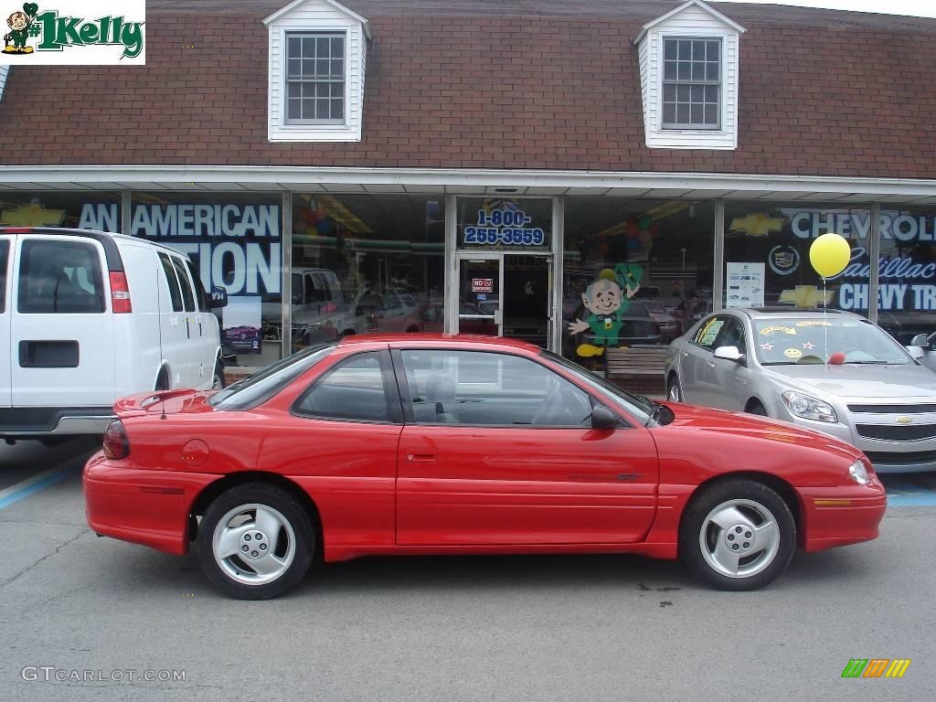 1997 Grand Am GT Coupe - Bright Red / Graphite photo #1