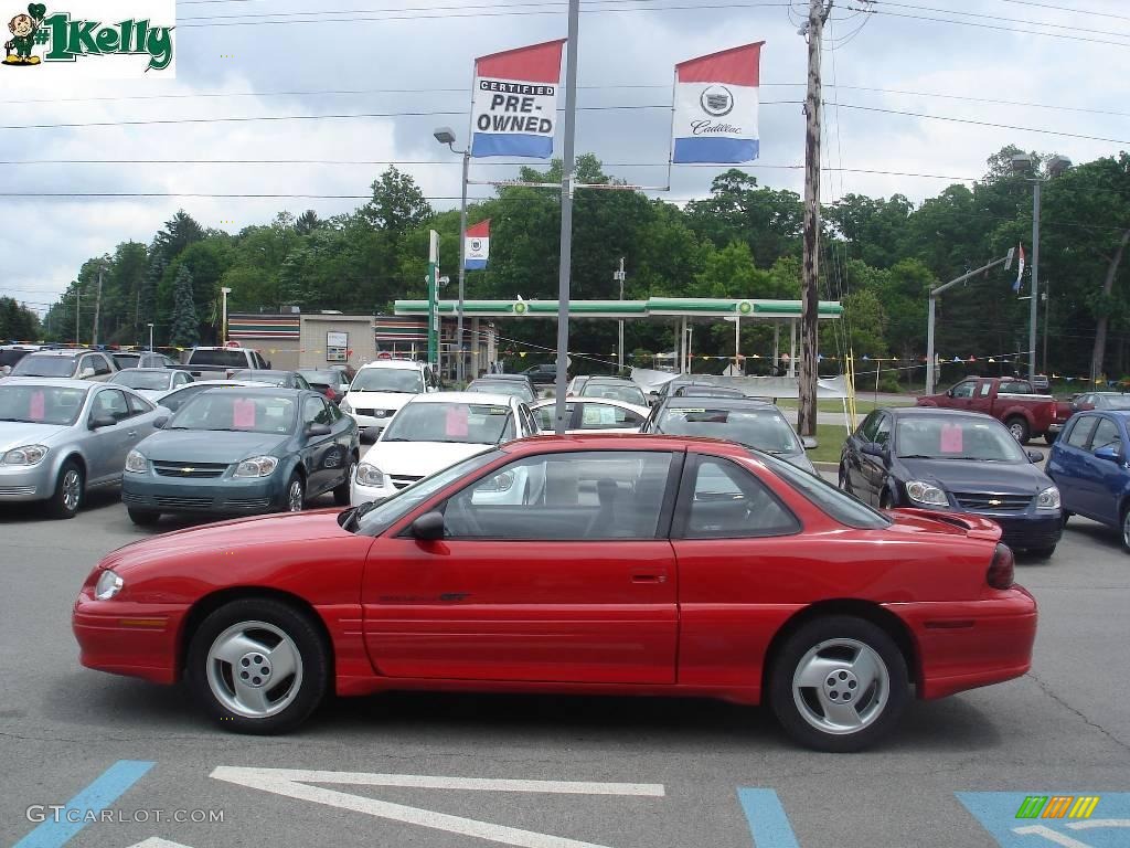 1997 Grand Am GT Coupe - Bright Red / Graphite photo #5