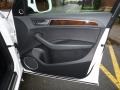 Ibis White - Q5 3.0 TFSI Premium Plus quattro Photo No. 17