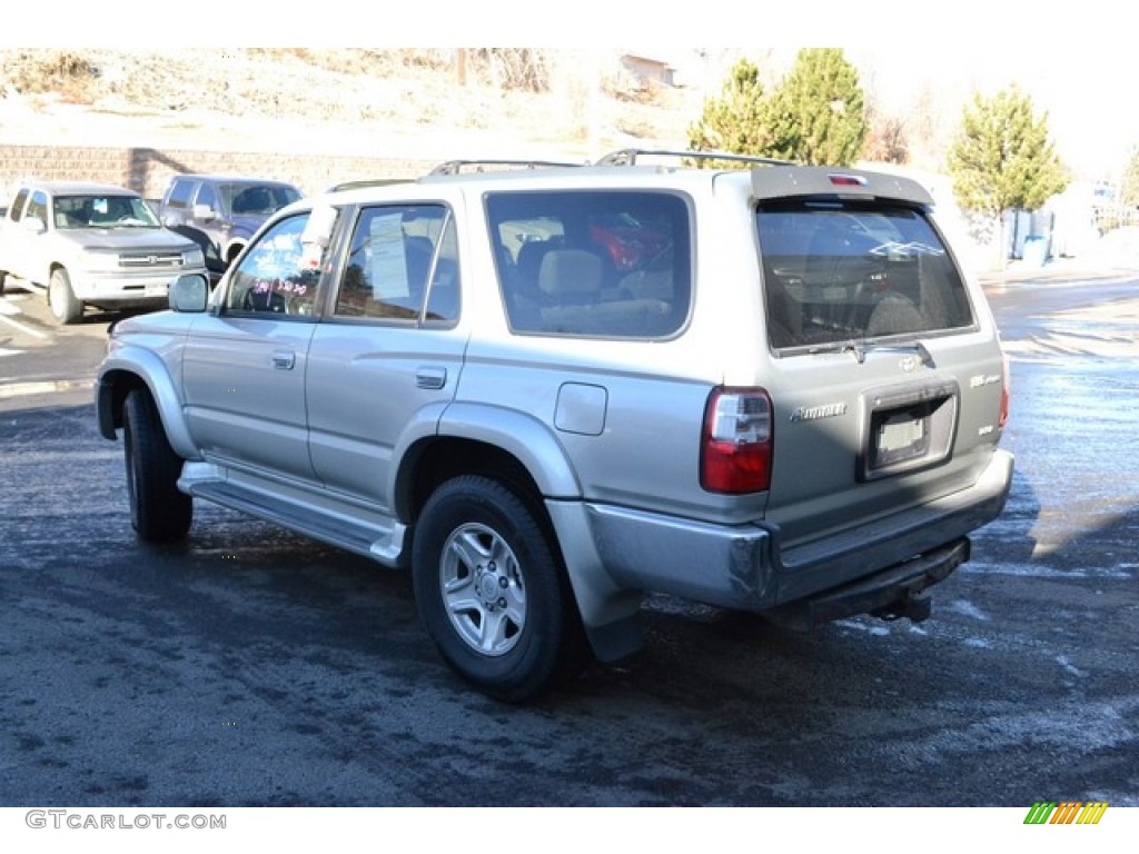 2001 4Runner SR5 4x4 - Millennium Silver Metallic / Gray photo #4