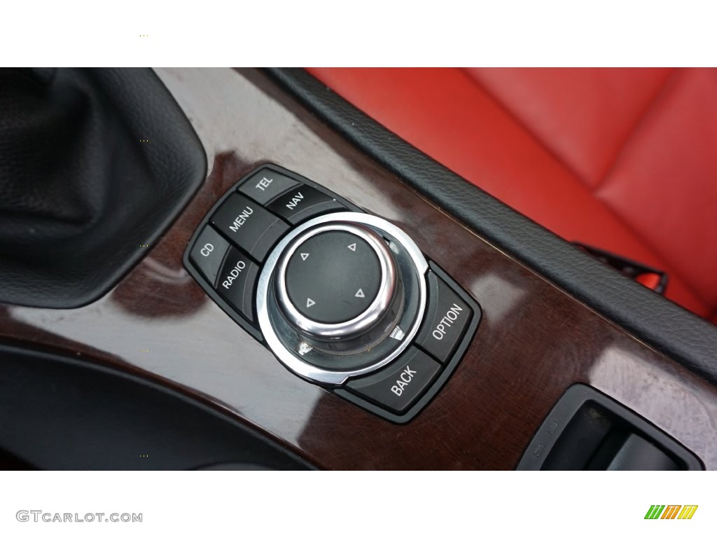 2011 BMW 3 Series 335i Convertible Controls Photo #109648693