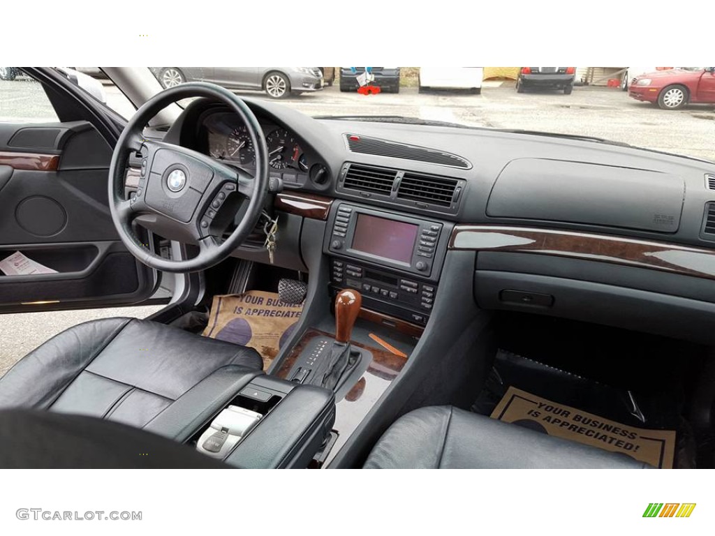 2001 BMW 7 Series 740iL Sedan Dashboard Photos