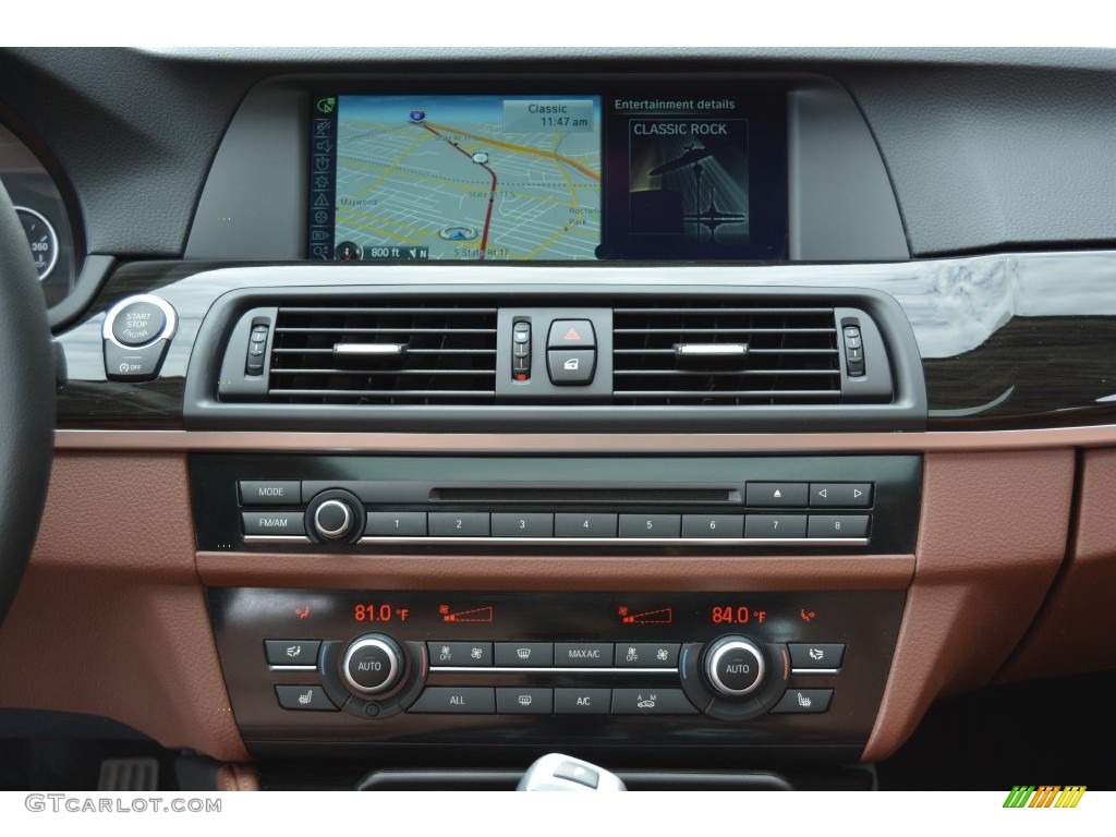 2013 BMW 5 Series 528i xDrive Sedan Controls Photo #109666013