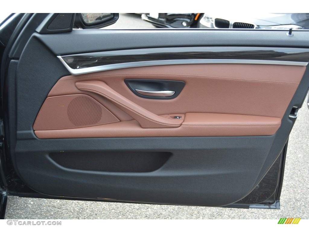 2013 BMW 5 Series 528i xDrive Sedan Door Panel Photos