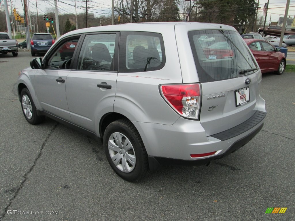 2009 Forester 2.5 X - Spark Silver Metallic / Black photo #8