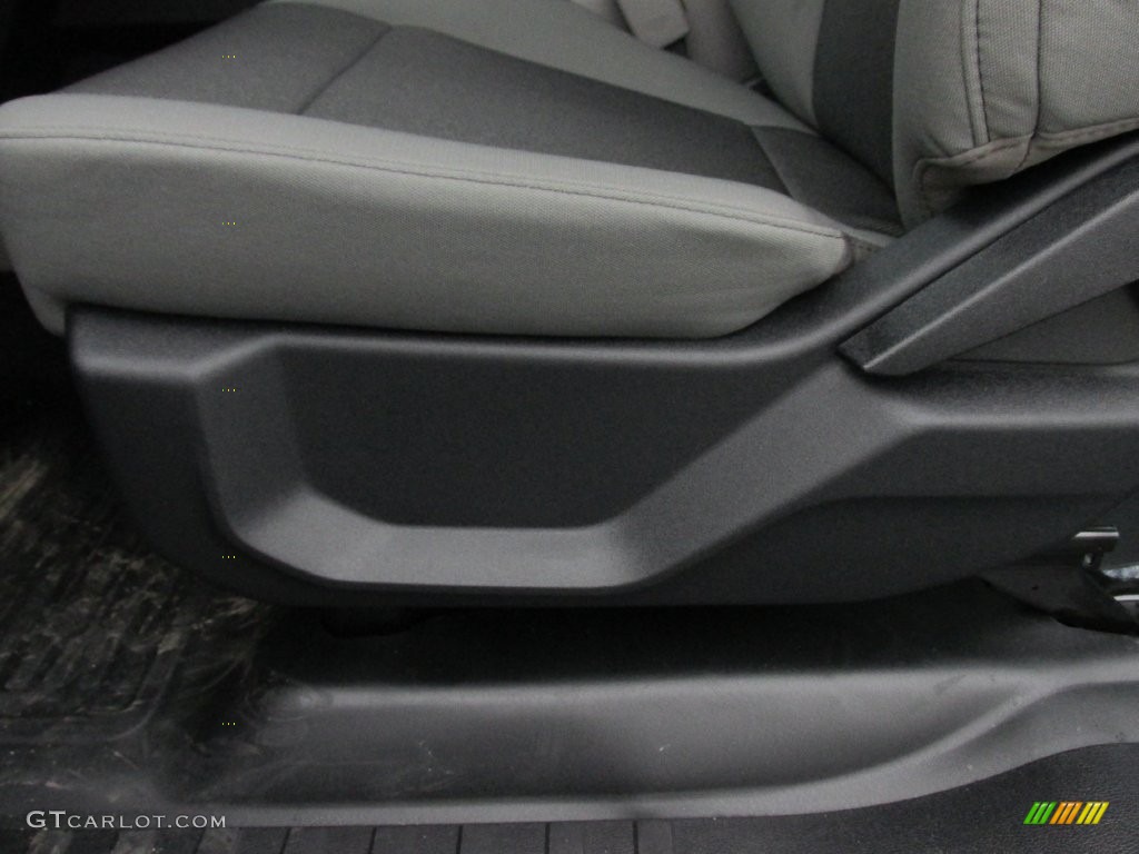 2016 F150 XL SuperCab - Blue Jeans / Medium Earth Gray photo #22