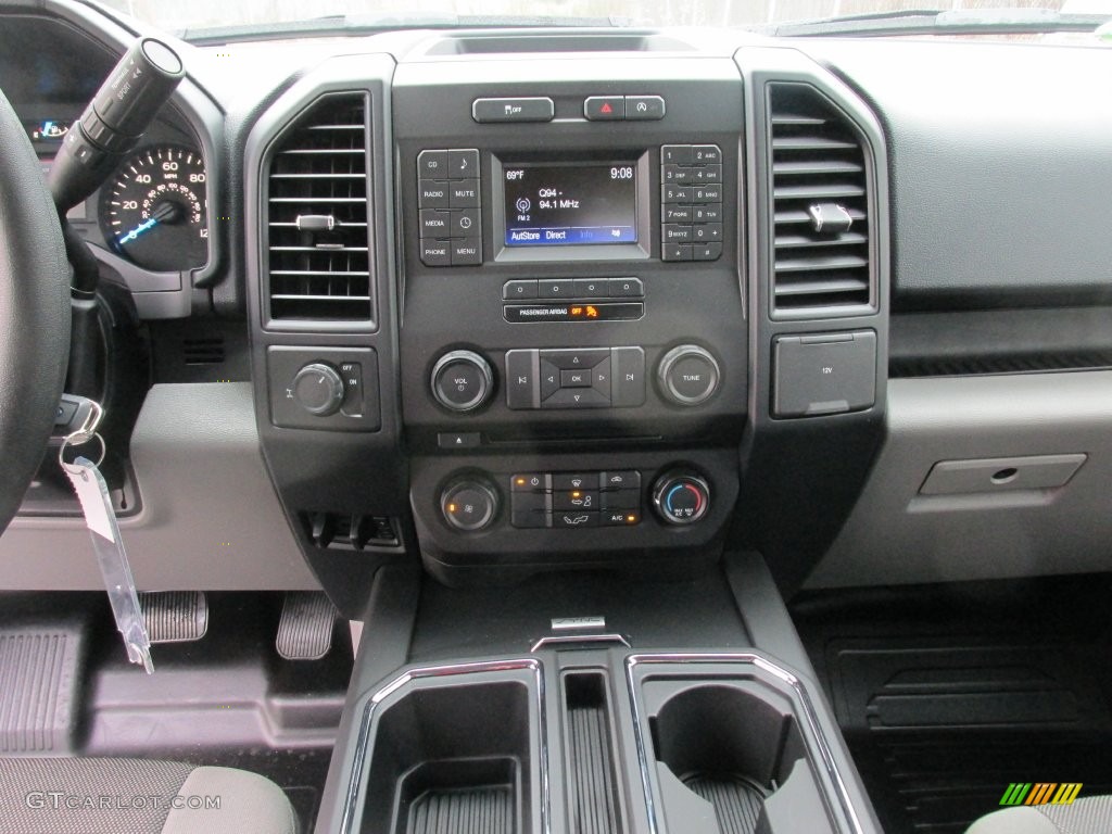 2016 F150 XL SuperCab - Blue Jeans / Medium Earth Gray photo #24