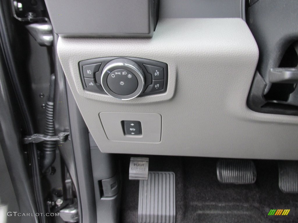 2016 F150 XLT SuperCrew - Magnetic / Medium Earth Gray photo #31