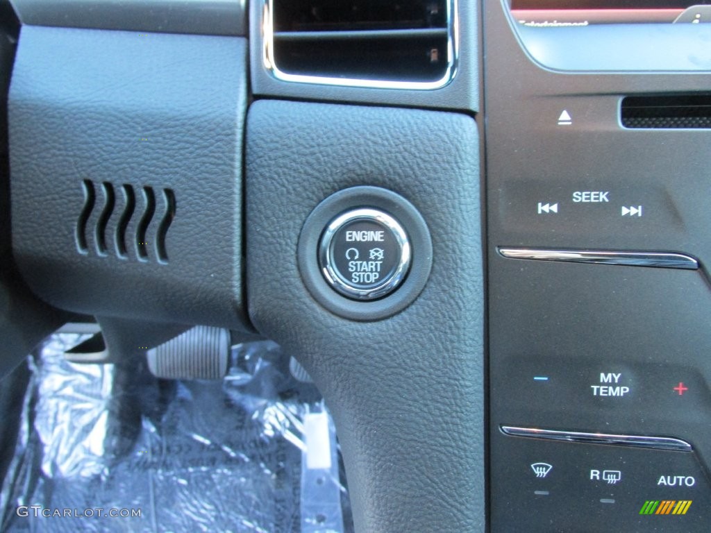 2015 Taurus SEL - Magnetic Metallic / Charcoal Black photo #27