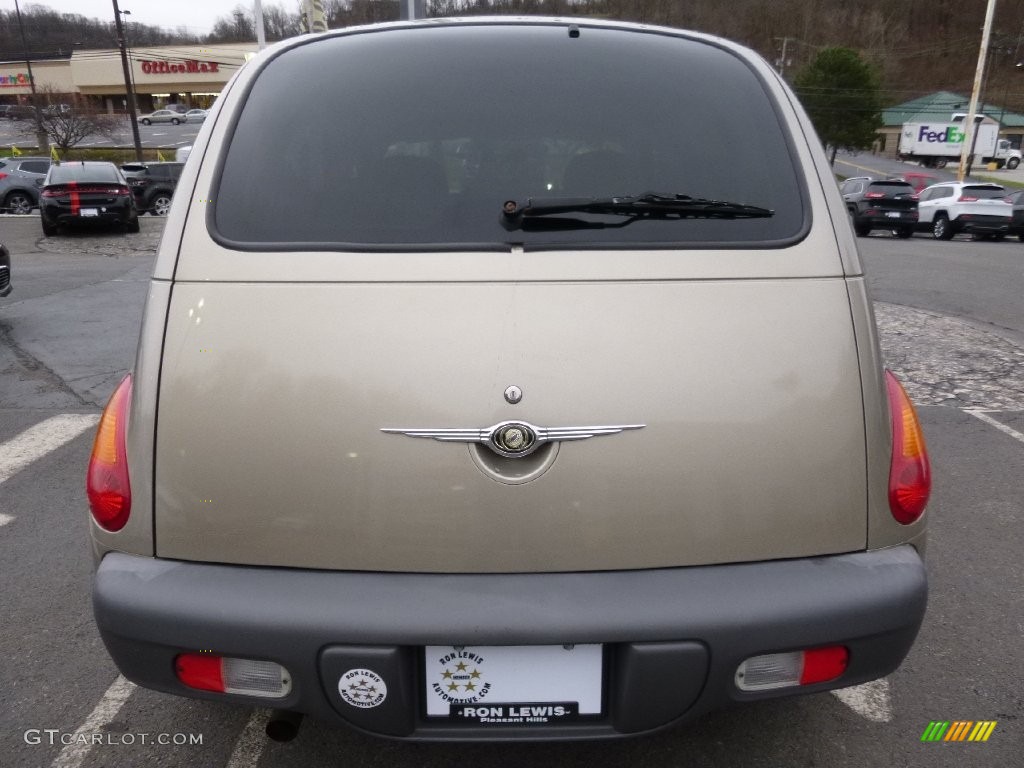 2002 PT Cruiser  - Light Almond Metallic / Taupe photo #4