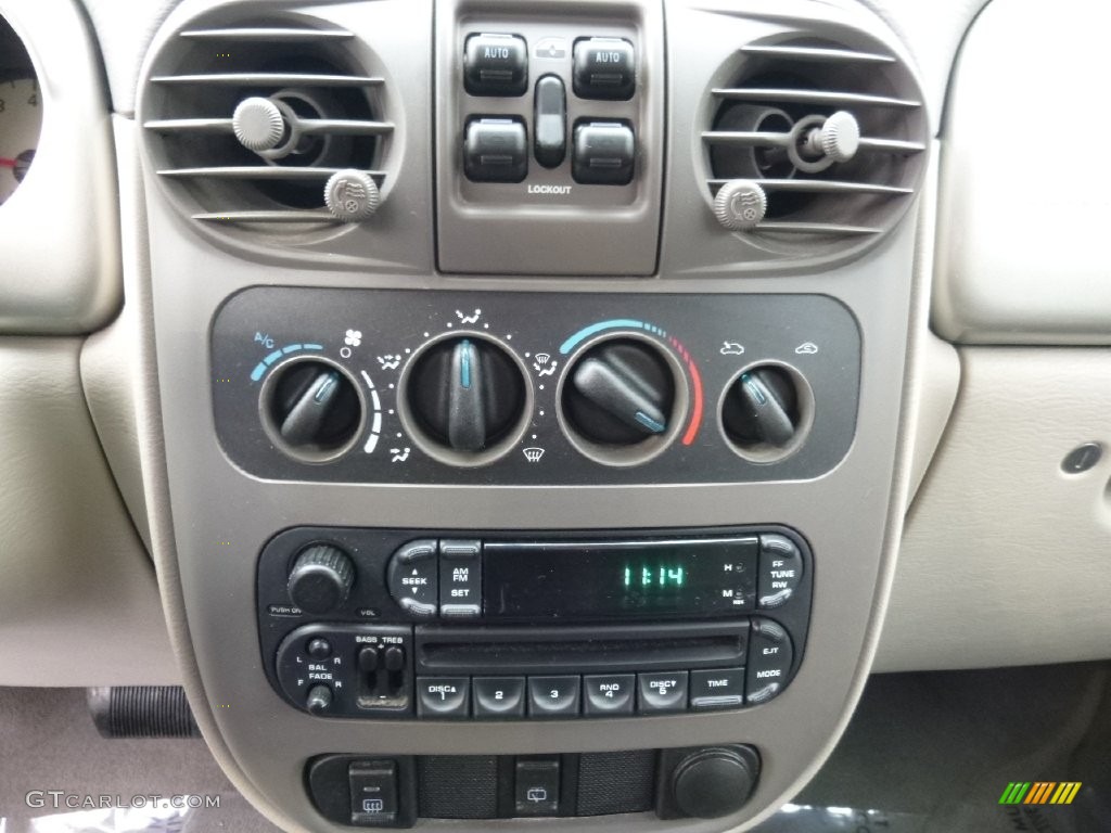 2002 PT Cruiser  - Light Almond Metallic / Taupe photo #18