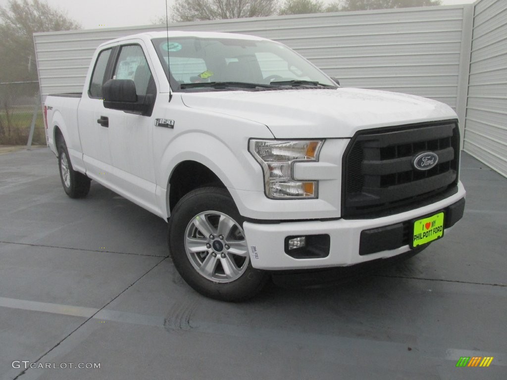 2016 F150 XL SuperCab - Oxford White / Medium Earth Gray photo #2