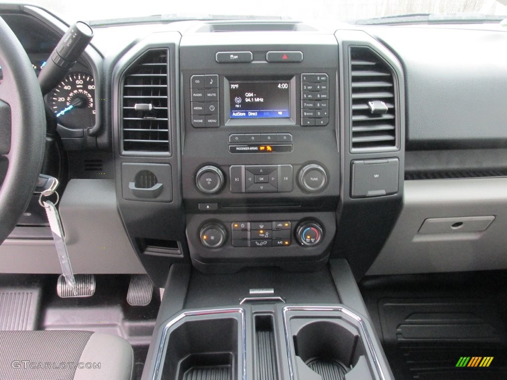 2016 F150 XL SuperCab - Oxford White / Medium Earth Gray photo #25