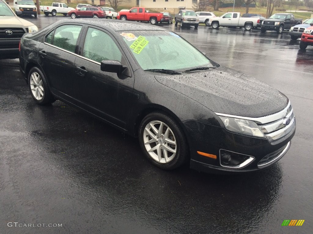 Tuxedo Black Metallic Ford Fusion