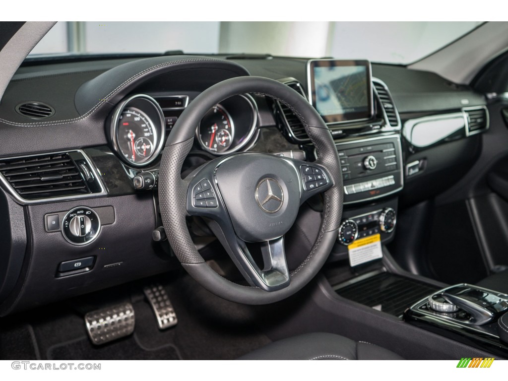 2016 Mercedes-Benz GLE 400 4Matic Dashboard Photos