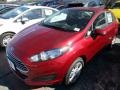 Ruby Red Metallic - Fiesta SE Sedan Photo No. 2