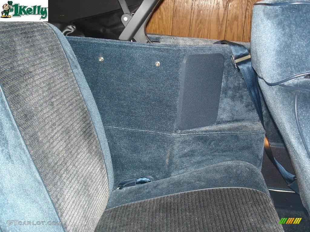 1988 Cavalier Z24 Convertible - White / Blue photo #10