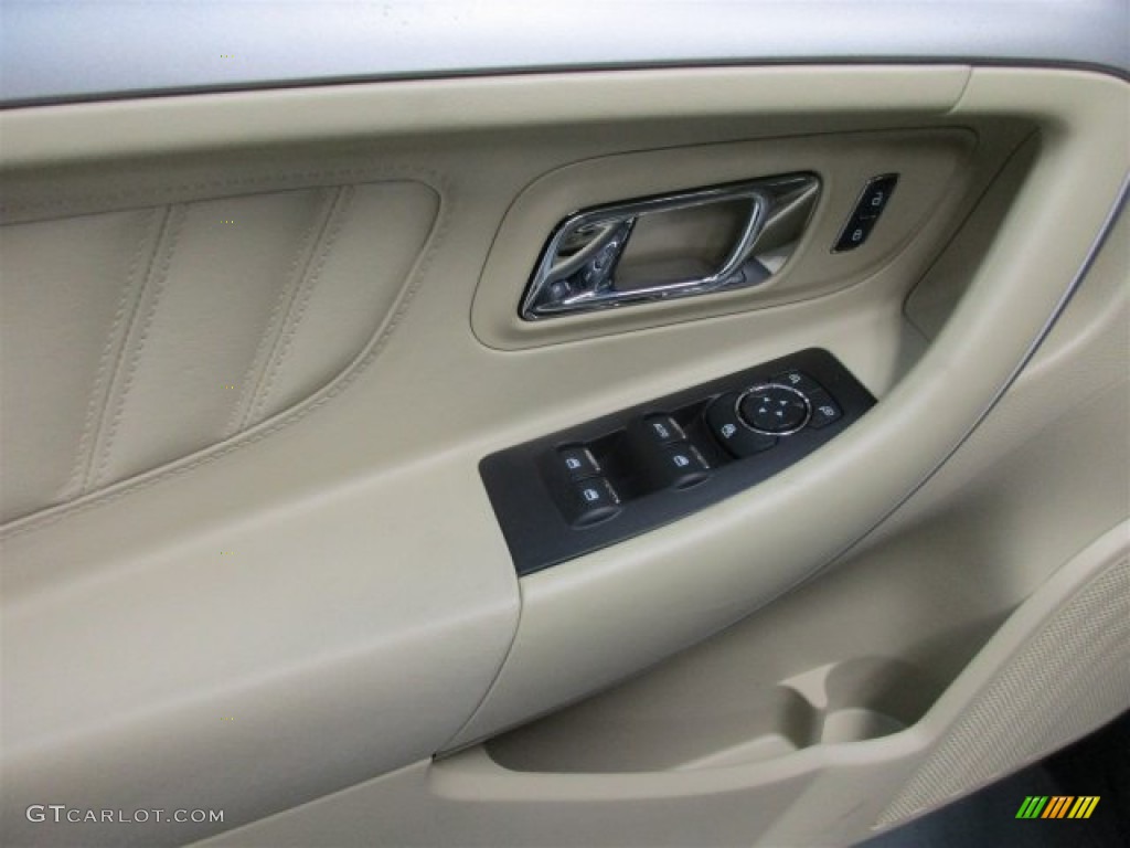2015 Taurus SE - Oxford White / Dune photo #11