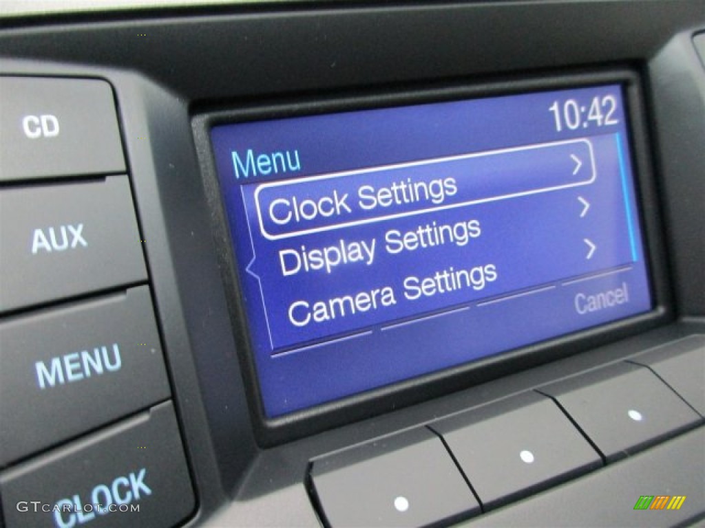 2015 Taurus SE - Oxford White / Dune photo #15