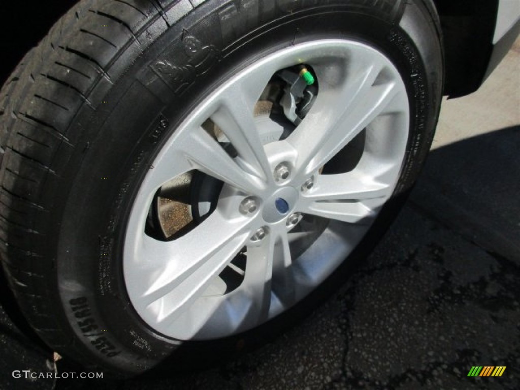 2015 Taurus SEL - Ingot Silver Metallic / Charcoal Black photo #3