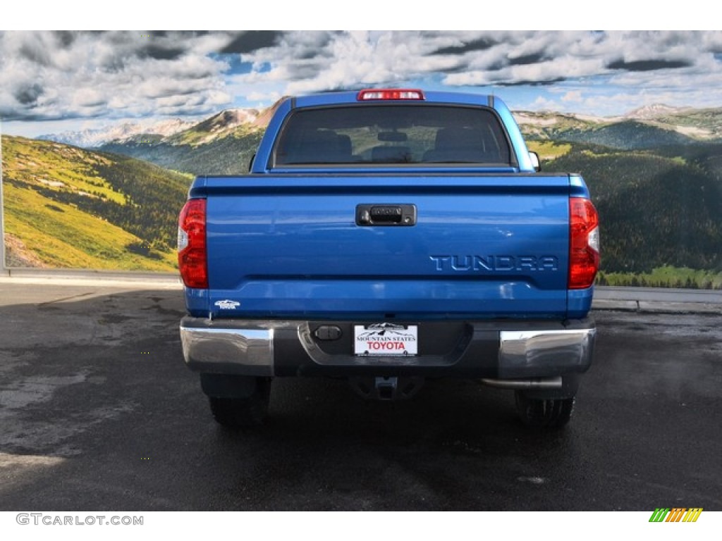 2016 Tundra SR5 CrewMax 4x4 - Blazing Blue Pearl / Black photo #4