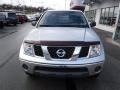 Radiant Silver - Frontier SE Crew Cab 4x4 Photo No. 4