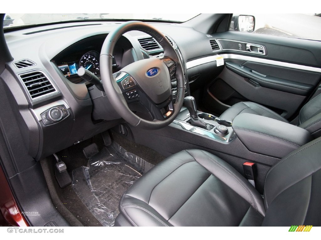 Ebony Black Interior 2016 Ford Explorer XLT 4WD Photo #109702446