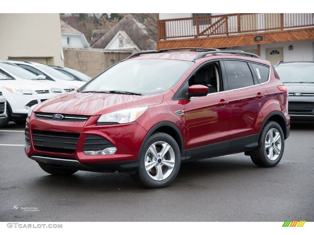 2016 Escape SE 4WD - Ruby Red Metallic / Charcoal Black photo #1