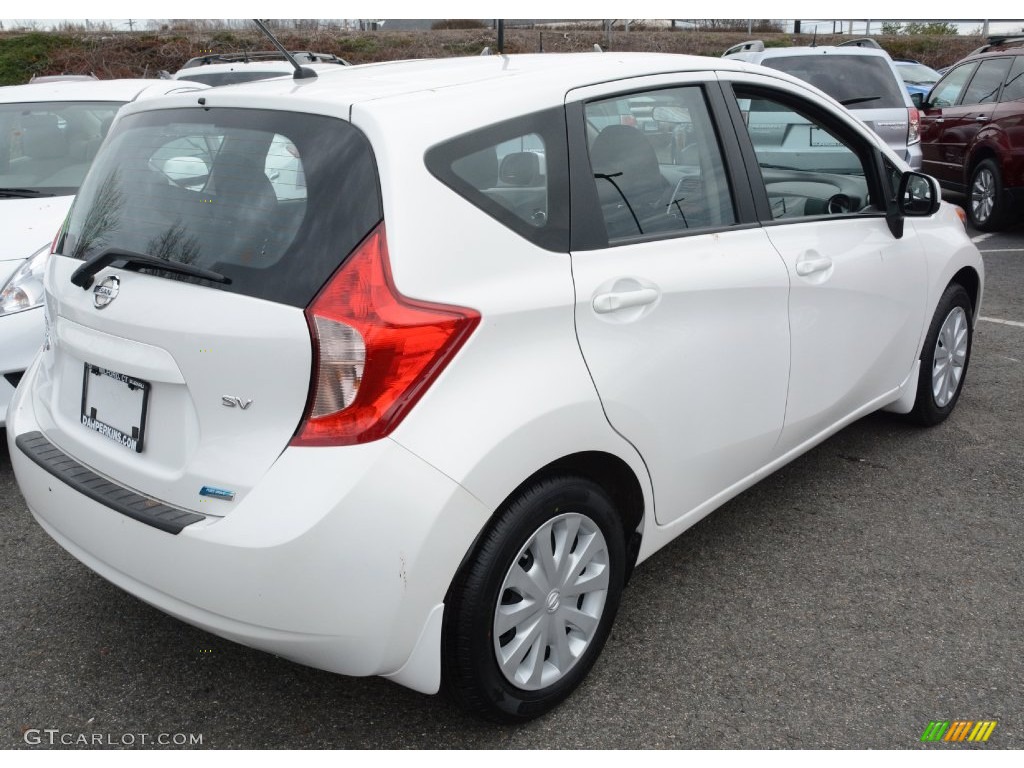 2014 Versa Note SV - Aspen White / Charcoal photo #6