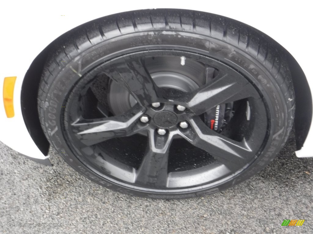 2016 Chevrolet Camaro SS Coupe Wheel Photo #109704750