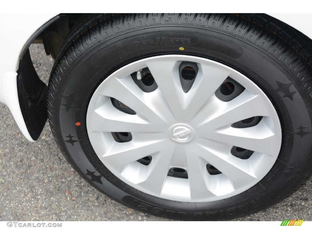 2014 Versa Note SV - Aspen White / Charcoal photo #25