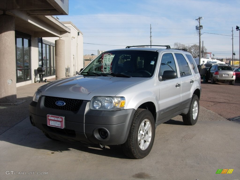 2006 Escape XLT V6 - Silver Metallic / Medium/Dark Flint photo #20