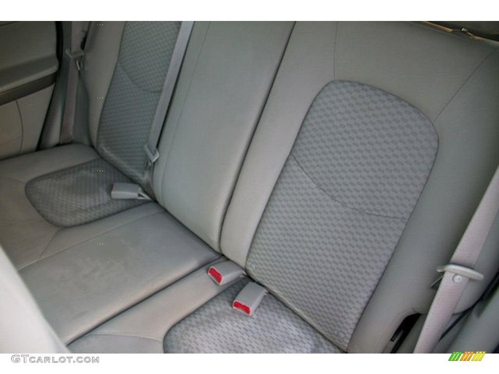 2008 HHR LS - Summit White / Gray photo #15