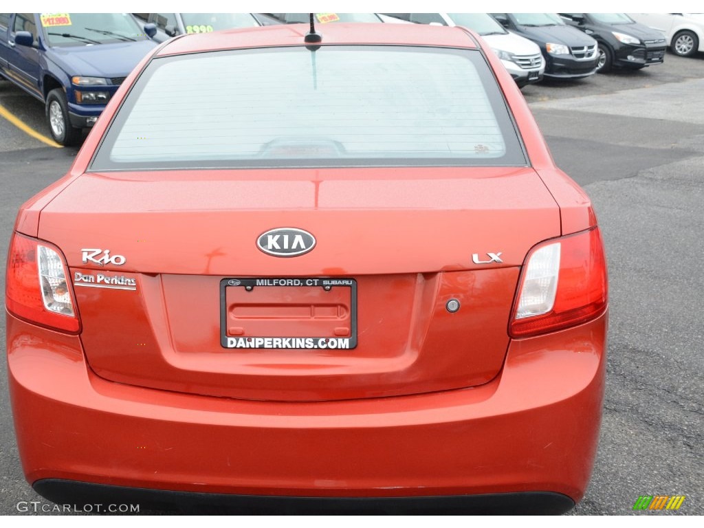 2010 Rio LX Sedan - Sunset Orange / Gray photo #7