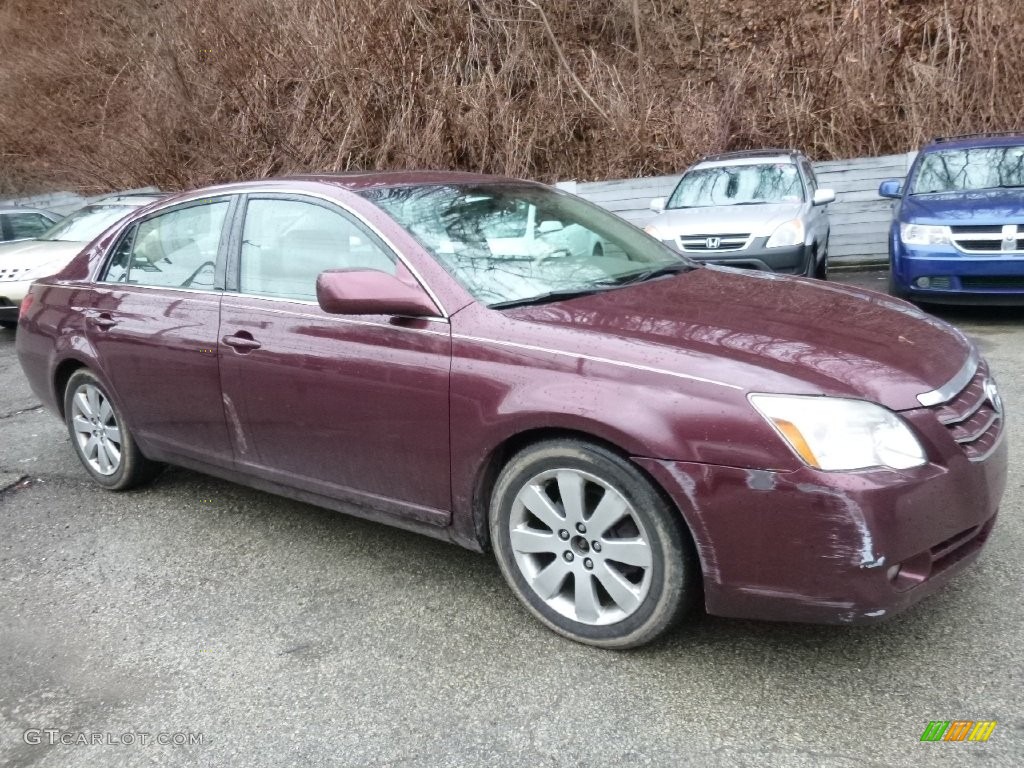 2005 Avalon XLS - Cassis Red Pearl / Ivory photo #1