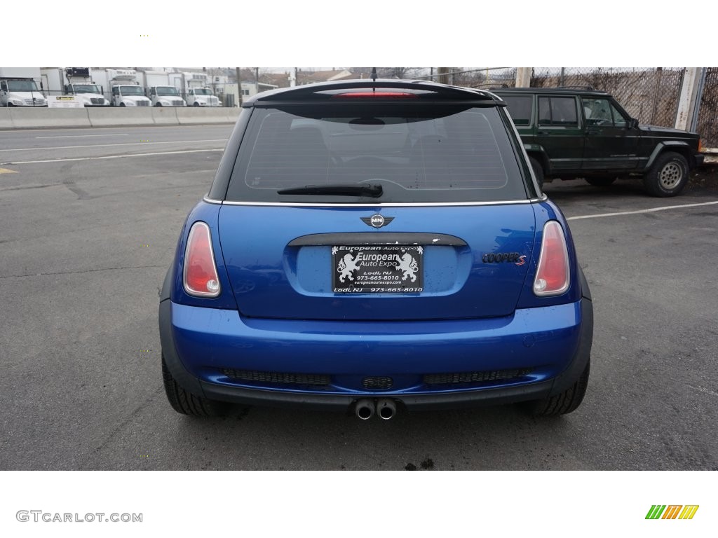 2005 Cooper S Hardtop - Hyper Blue Metallic / Black/Panther Black photo #7