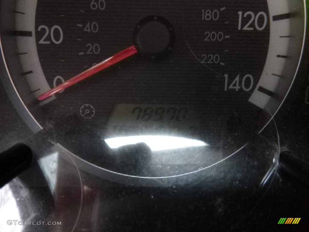 2006 MAZDA5 Sport - Cardinal Red Mica / Black photo #17