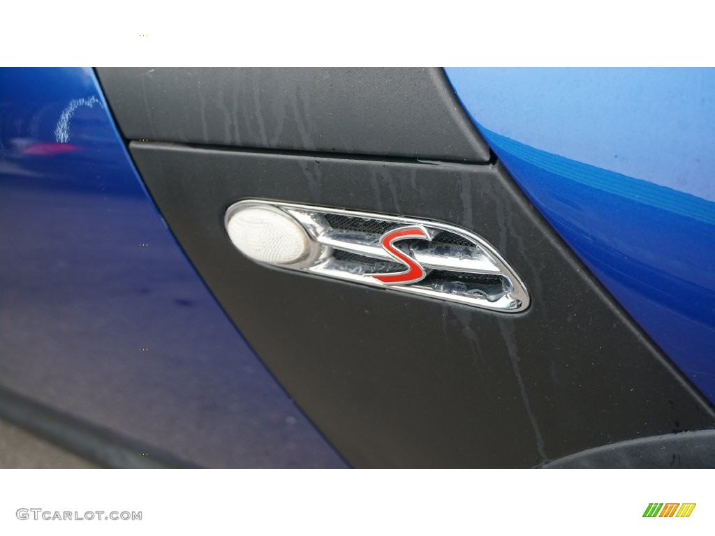 2005 Cooper S Hardtop - Hyper Blue Metallic / Black/Panther Black photo #14