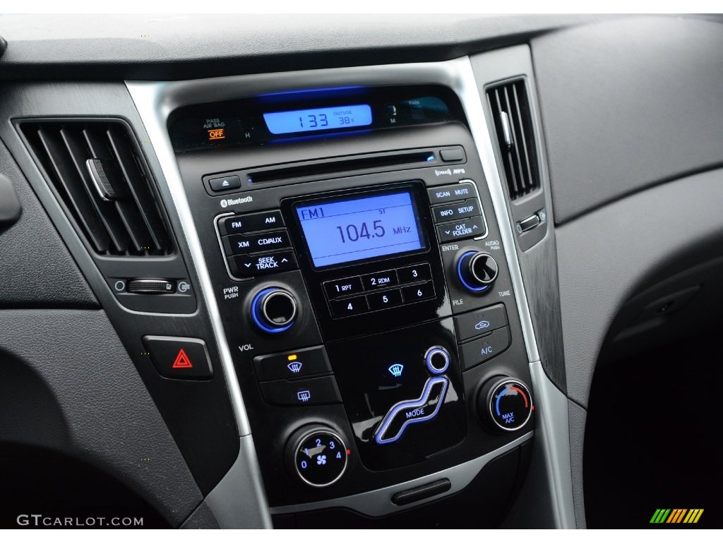 2011 Sonata GLS - Iridescent Silver Blue Metallic / Gray photo #13