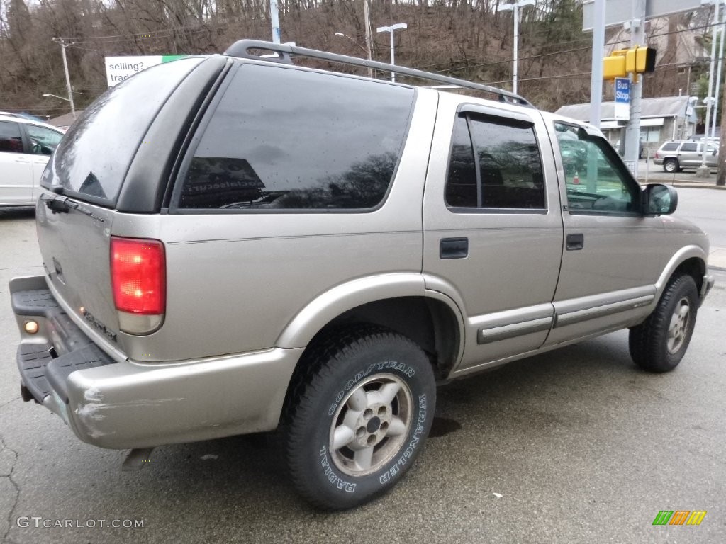 2000 Blazer LS 4x4 - Light Pewter Metallic / Graphite Gray photo #3