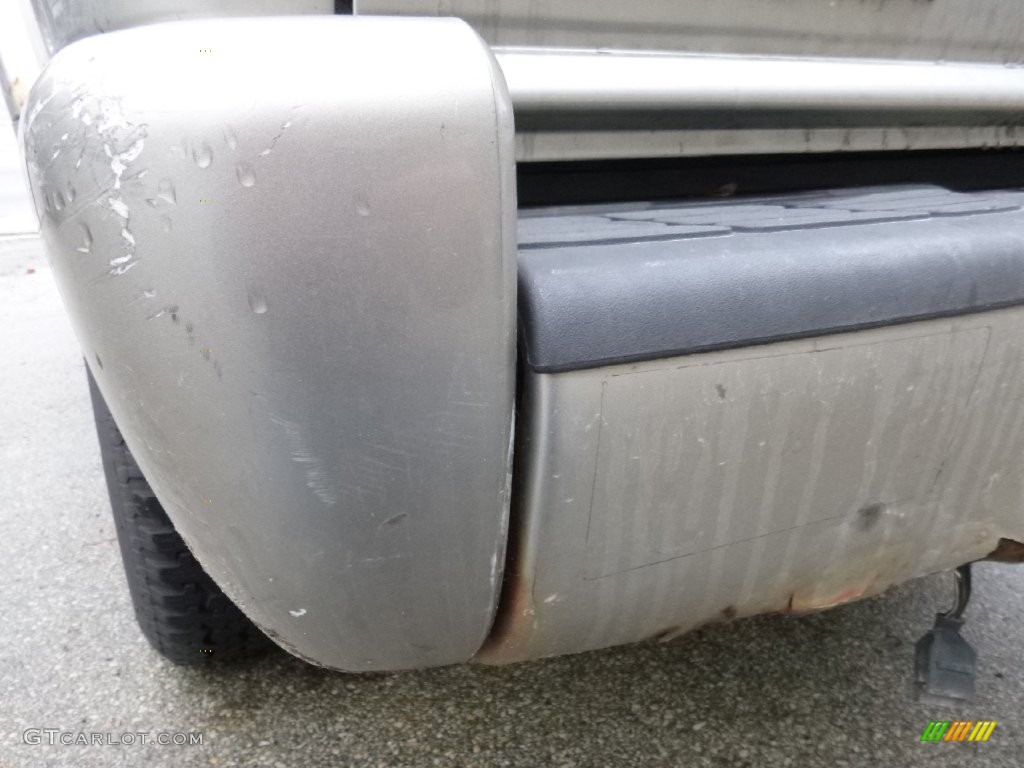 2000 Blazer LS 4x4 - Light Pewter Metallic / Graphite Gray photo #5