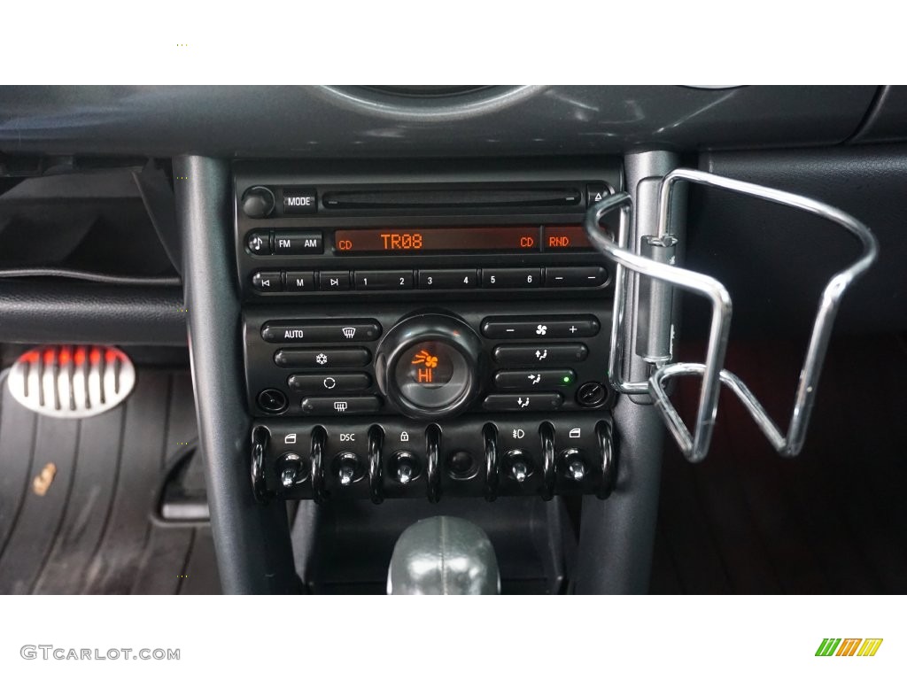 2005 Cooper S Hardtop - Hyper Blue Metallic / Black/Panther Black photo #32